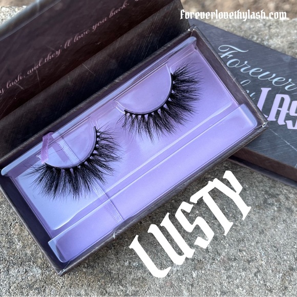 False lashes - Picture 9 of 11